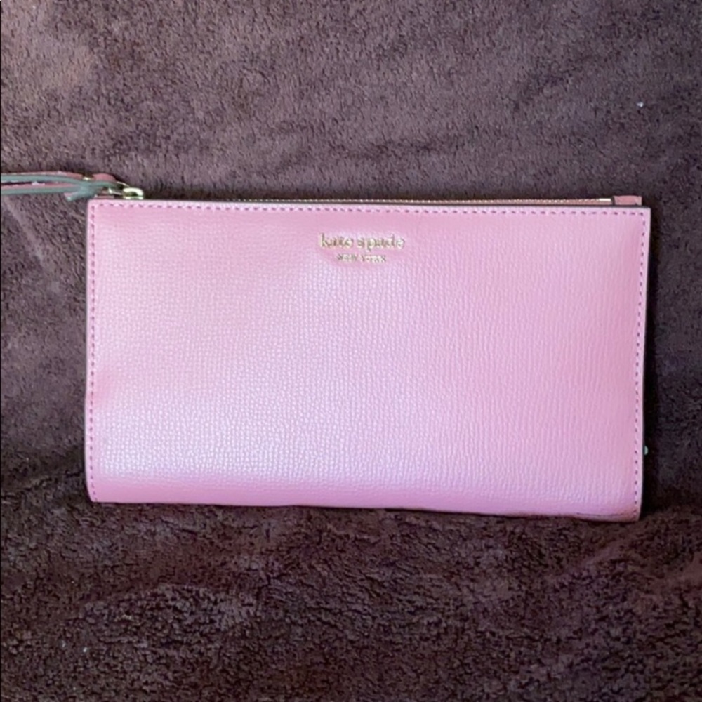 Kate Spade Sylvia Wristlet